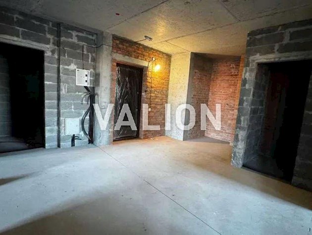 Продажа 3-к квартиры ул. Александра Олеся 4а