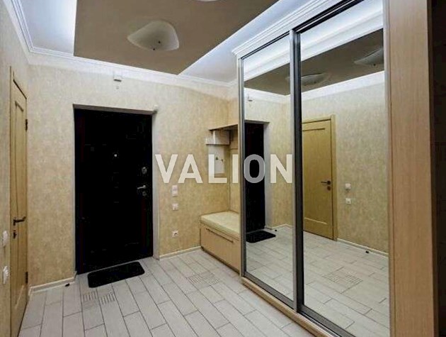 Продажа 2-к квартиры ул. Феодосийская 1а