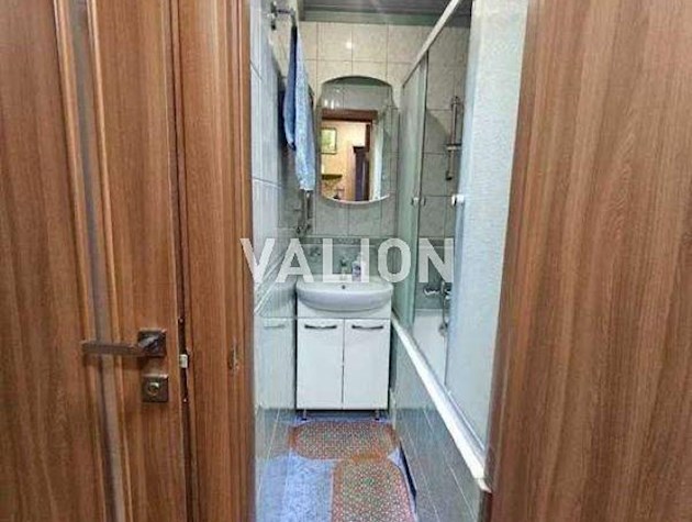 Продажа 2 ком.кв. Васильковская 21/18, метро Васильковская