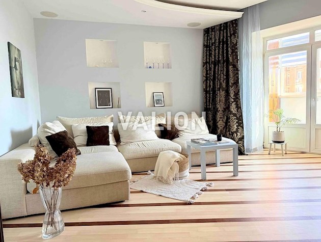 Продаж 2-к квартири вул. В’ячеслава Чорновола 25