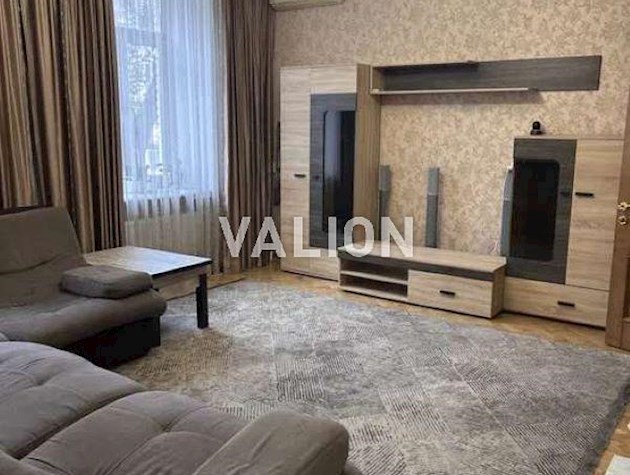 3к. квартира с ремонтом в сталинке, ул. Довнар -Запольского, 2/20