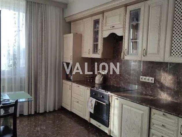 Продажа 4-к квартиры просп. Наука 30