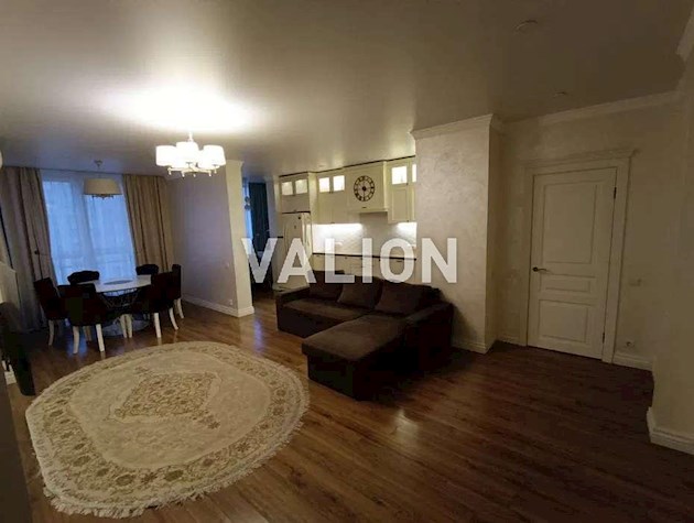 Продажа 4-комнатной квартиры ул. Метрологическая 9д