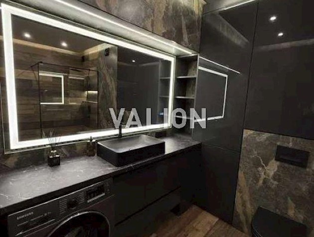 Продажа 1-к квартиры ЖК Подол Престиж, ул. Нижний Вал 27/29.