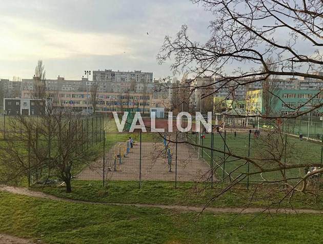 Продам 2-ком. квартиру р-н.Оболони, пр.Оболонский 33а