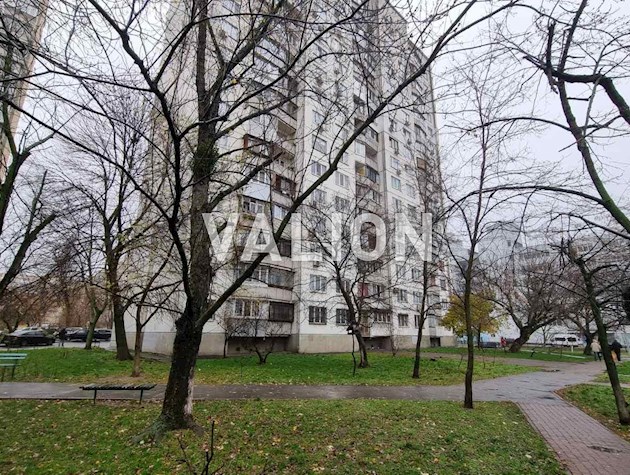 2-к квартира у озера, этаж 8 из 16. Супер локация — Радужная, 21