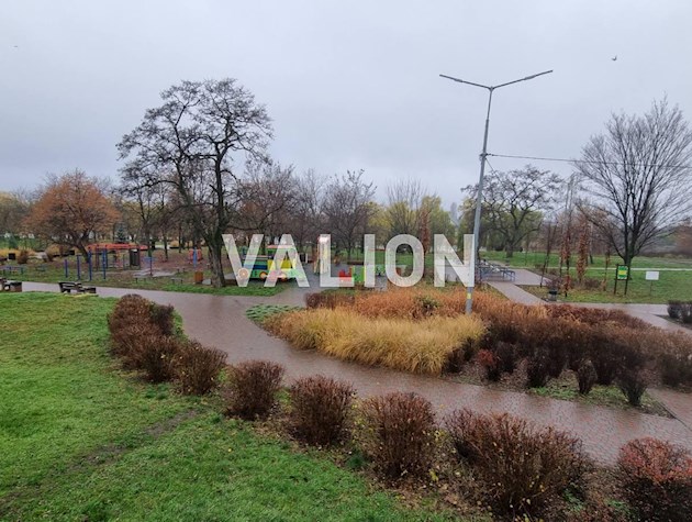 2-к квартира у озера, этаж 8 из 16. Супер локация — Радужная, 21