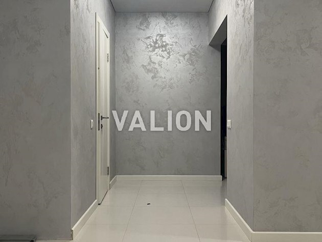 Продажа 2-х комнатной квартиры с ремонтом по адресу пр. Лобановского 6а, Севастопольская площадь