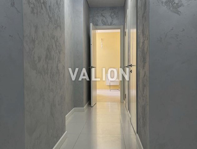 Продажа 2-х комнатной квартиры с ремонтом по адресу пр. Лобановского 6а, Севастопольская площадь