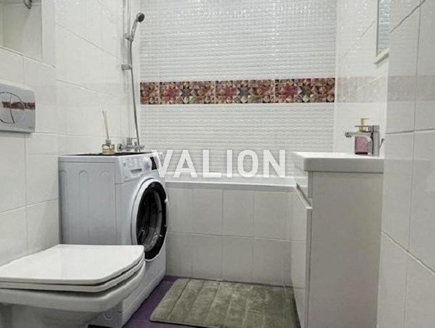 Продажа 1-к квартиры ЖК Хрустальные Источники ул.Метрологическая 11в