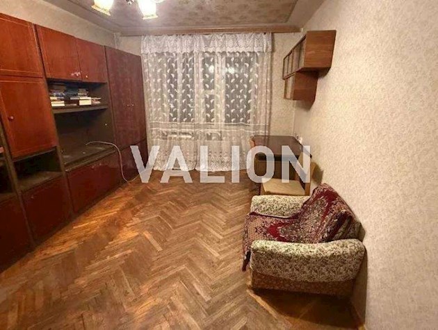 Продаж 1-к квартири вул. Героїв Дніпра 12а