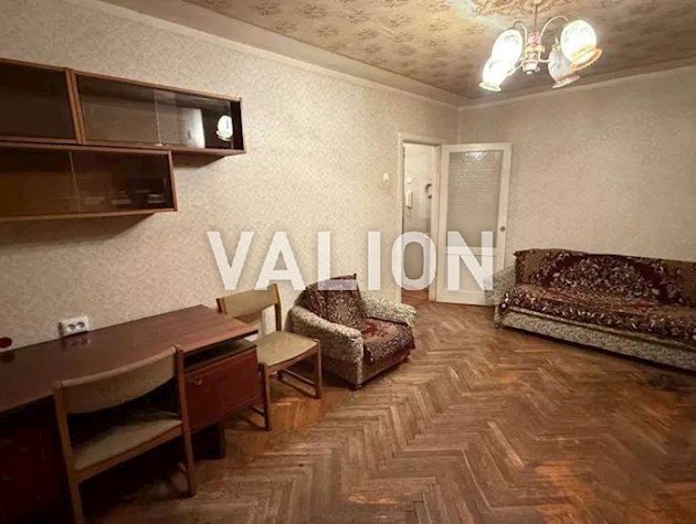 Продаж 1-к квартири вул. Героїв Дніпра 12а