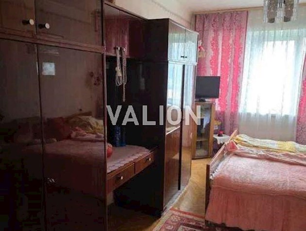 Продажа 2-к квартиры улица Милютенко 12