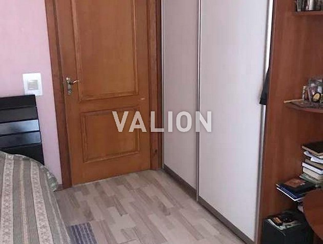 Продажа 3-к квартира Святошинский район Акдемгородок ул. Чернобыльская, 24/26