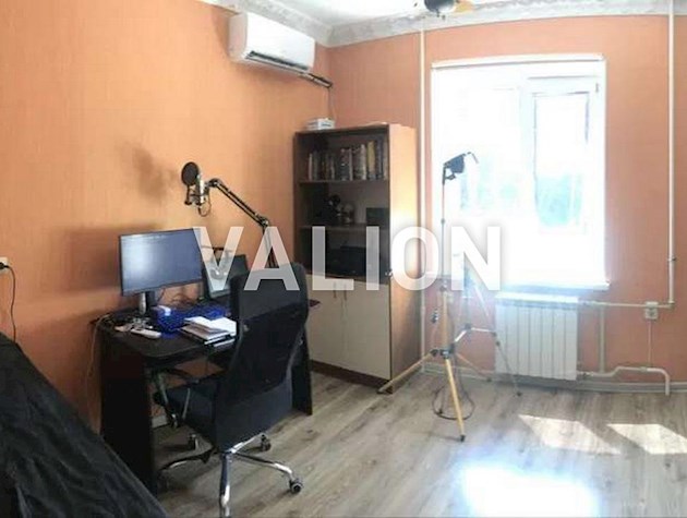 Продажа 3-к квартира Святошинский район Акдемгородок ул. Чернобыльская, 24/26