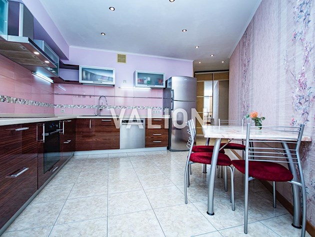 Без % продаж 2-кімнатної квартири, вул.Срібнокільська,1, м.Позняки.