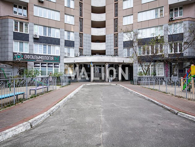 Без % продаж 2-кімнатної квартири, вул.Срібнокільська,1, м.Позняки.