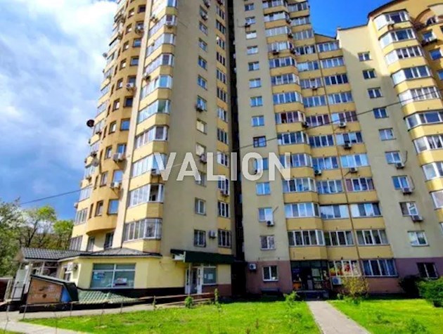 Продаж 2-к квартири вул. Тростянецька 49