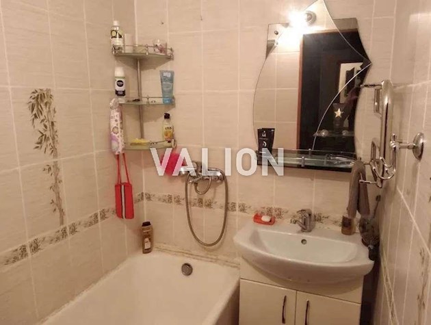 Продажа 1-к квартиры ул.Ушакова Николая 4 Святошинский район