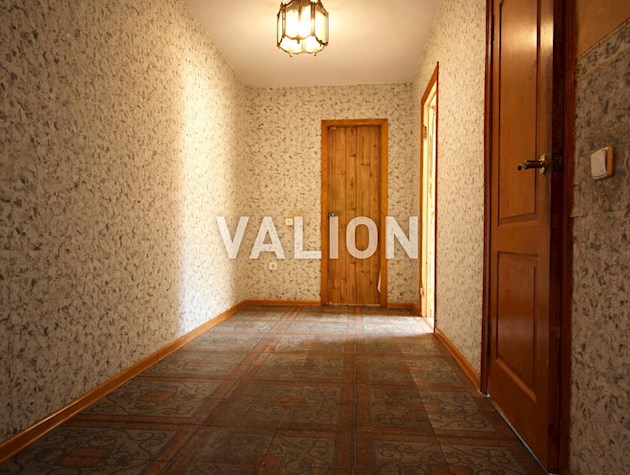 Продажа 2-комнатной квартиры 81м² просп.Николая Бажана, 24/1 Дарницкий район