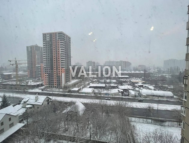 БЕЗ %. Продаю просторную 3 комнатную квартиру по адресу ул. Автозаводская, 71, Оболонский район.