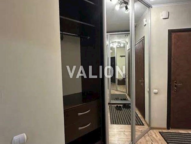 Продаж 1-кімнатної квартири вул. Кубанської України 31а