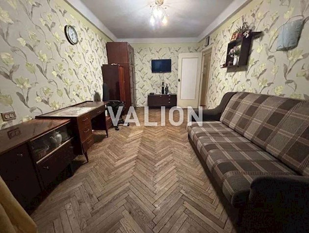 Продам 1-кімнатну квартиру Солом’янському районі вул. В. Липківського 15