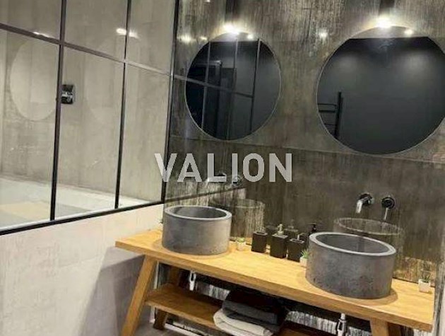 Продаж 4-к квартири вул. Юрія Іллєнка 83