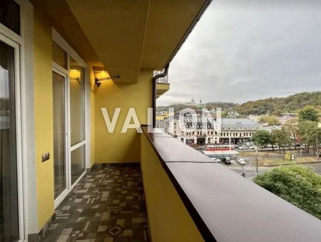 Продажа эксклюзивной 2-х уровневой 5-комнатной квартиры с зимним садом в самом центре и сердце Киева – на Подоле, ул. Нижний Вал 27/29, рядом с метро Контрактовая площадь в премиальном ЖК Подол прести