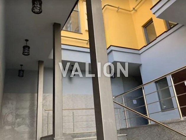 Продажа эксклюзивной 2-х уровневой 5-комнатной квартиры с зимним садом в самом центре и сердце Киева – на Подоле, ул. Нижний Вал 27/29, рядом с метро Контрактовая площадь в премиальном ЖК Подол прести