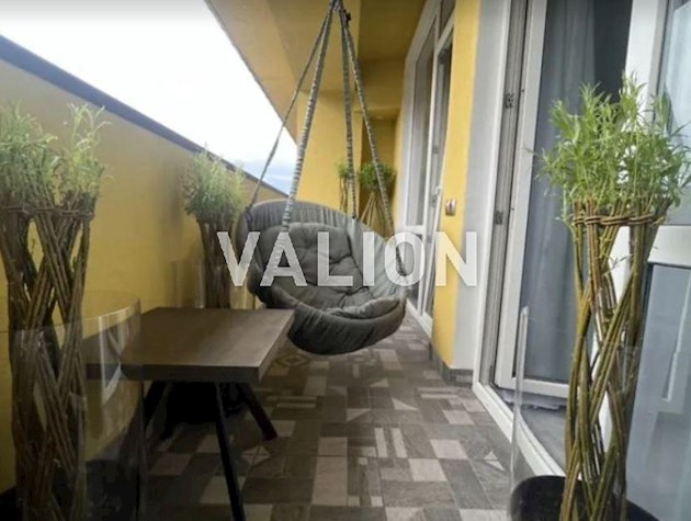 Продажа эксклюзивной 2-х уровневой 5-комнатной квартиры с зимним садом в самом центре и сердце Киева – на Подоле, ул. Нижний Вал 27/29, рядом с метро Контрактовая площадь в премиальном ЖК Подол прести