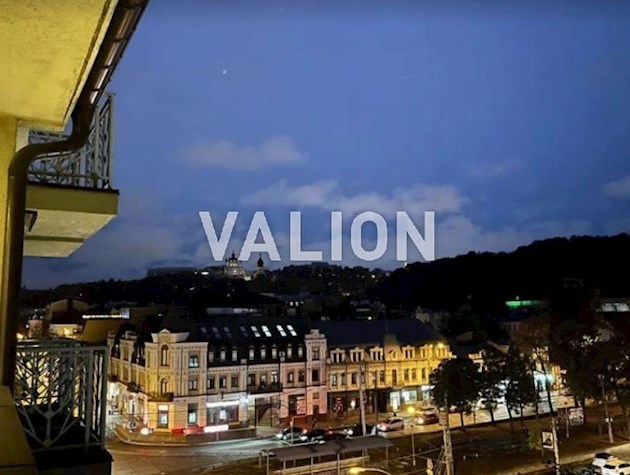 Продажа эксклюзивной 2-х уровневой 5-комнатной квартиры с зимним садом в самом центре и сердце Киева – на Подоле, ул. Нижний Вал 27/29, рядом с метро Контрактовая площадь в премиальном ЖК Подол прести