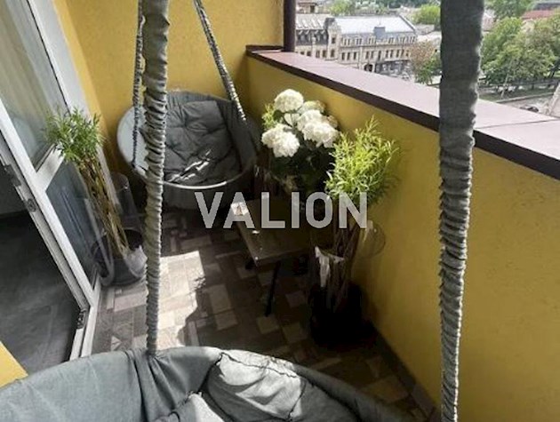 Продажа эксклюзивной 2-х уровневой 5-комнатной квартиры с зимним садом в самом центре и сердце Киева – на Подоле, ул. Нижний Вал 27/29, рядом с метро Контрактовая площадь в премиальном ЖК Подол прести