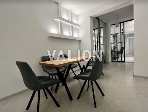 Продажа эксклюзивной 2-х уровневой 5-комнатной квартиры с зимним садом в самом центре и сердце Киева – на Подоле, ул. Нижний Вал 27/29, рядом с метро Контрактовая площадь в премиальном ЖК Подол прести