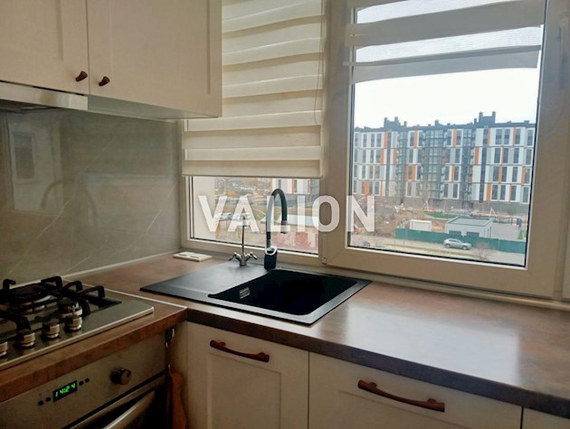 Продажа 2-комнатной квартиры с ремонтом в г. Вишневое, ул. Европейская, 34б