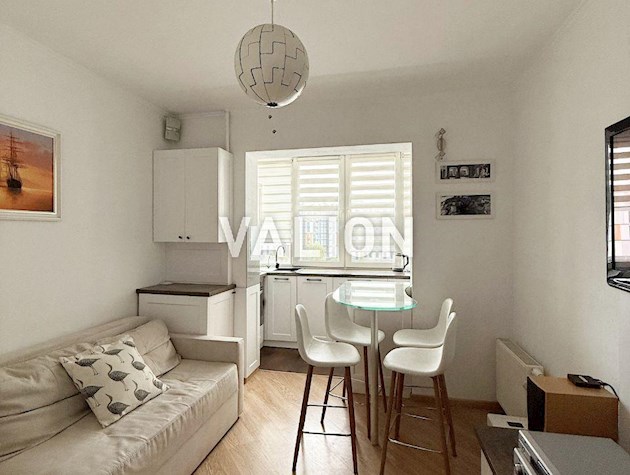 Продажа 2-комнатной квартиры с ремонтом в г. Вишневое, ул. Европейская, 34б