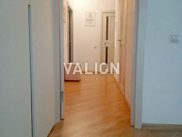 Продажа 2-комнатной квартиры с ремонтом в г. Вишневое, ул. Европейская, 34б