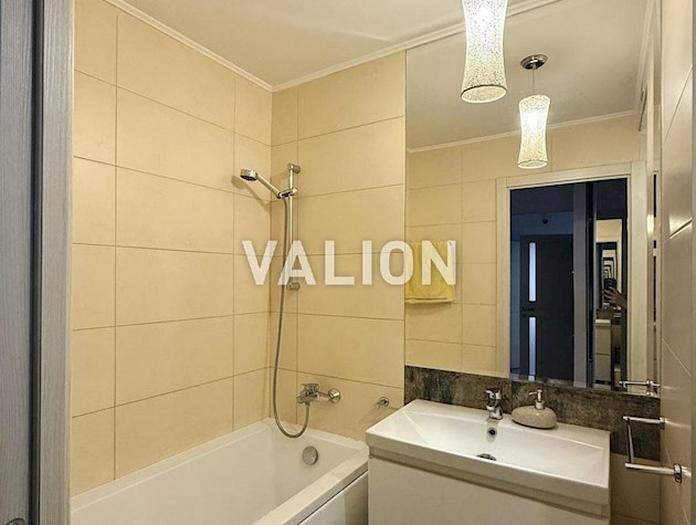 Продажа 2-комнатной квартиры с ремонтом в г. Вишневое, ул. Европейская, 34б