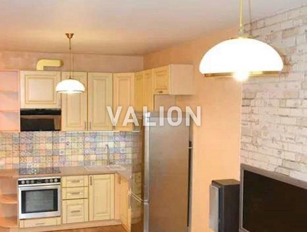 Продам 1-кімнатну квартиру по вул.Драгоманова, 2а Дарницький район