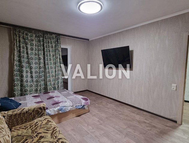 Продам уютную 1-к квартиру с ремонтом возле озера, ул. Радужная, 29.