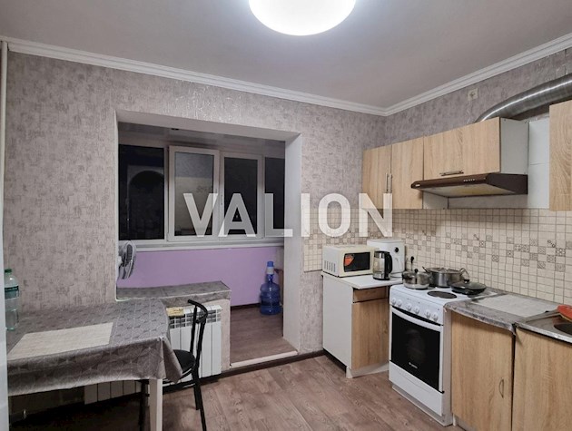 Продам уютную 1-к квартиру с ремонтом возле озера, ул. Радужная, 29.