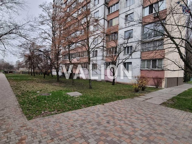 Продам уютную 1-к квартиру с ремонтом возле озера, ул. Радужная, 29.