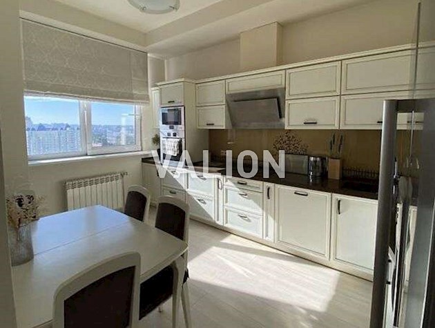 Продажа 3-комнатной квартиры по ул.Хоткевича Гната (Красногвардейская), 8