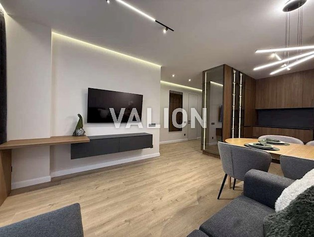 Продаж 1-к квартири вул. Родини Крістерів 14