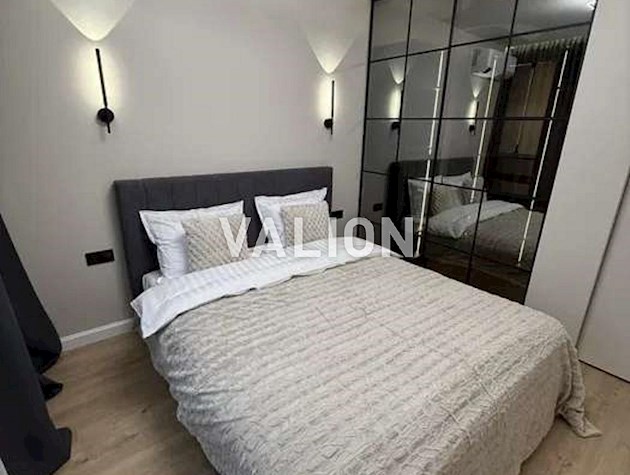 Продаж 1-к квартири вул. Родини Крістерів 14