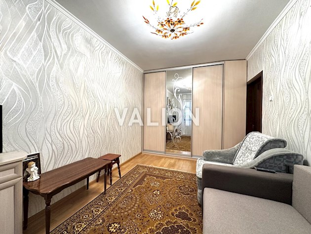 Продаж 1к квартири вул. Милославська 23а