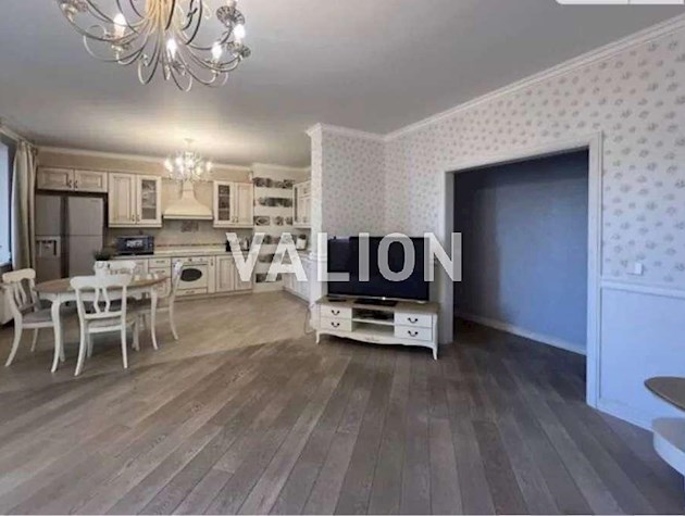 Продажа 3-к квартиры ул. Раисы Окипной 10