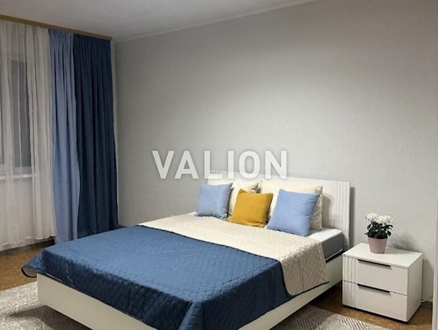 Продаж 1-кімн. квартири з ремонтом, просп. Григоренка, 41 метро Позняки