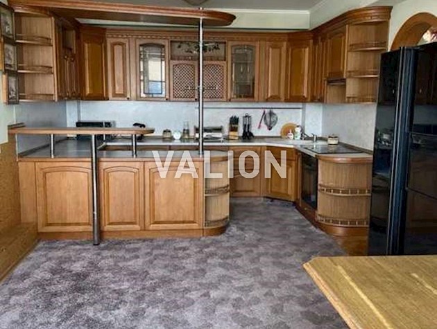 Продажа 4-комнатной квартиры ул. Герцена 17/25