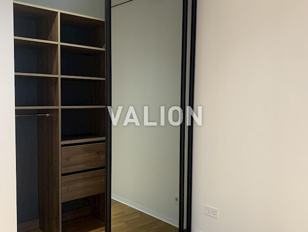 Продаж 3-к квартири вул. Всеволода Змиенко 15/23